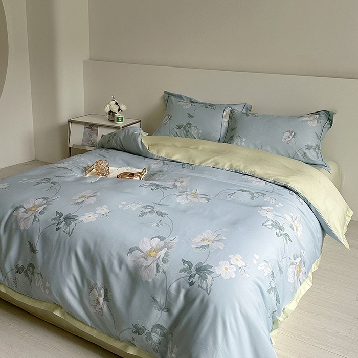 91家纺网 家纺一手货源 找家纺 氧家 2025新款莱赛尔天丝数码印花四件套宽边断角工艺（礼盒装）春日花语