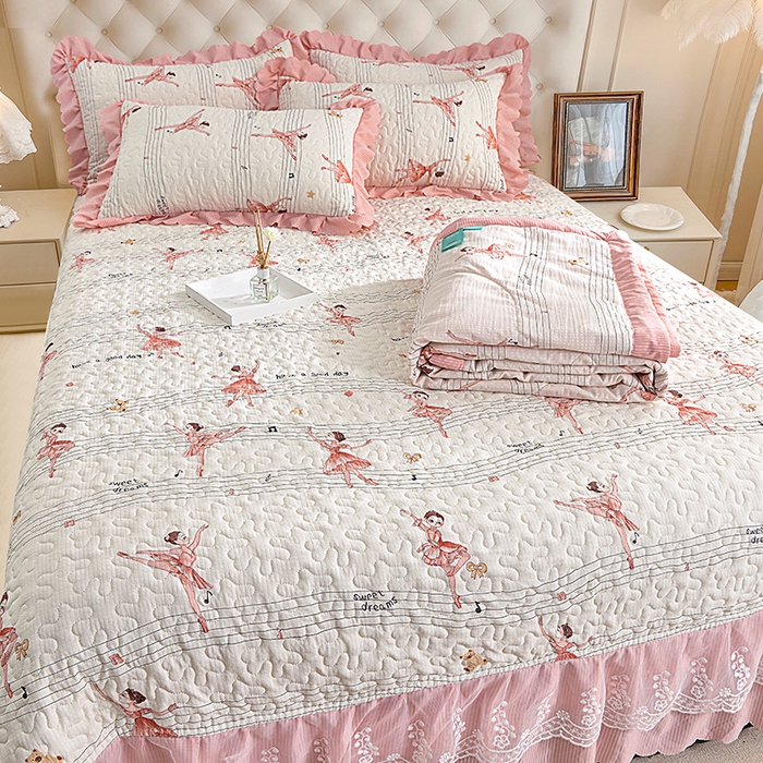 91家纺网 家纺一手货源 找家纺 梦柏家纺 2024新款亲肤泡泡棉夹棉床盖夏被四件套 芭蕾女孩