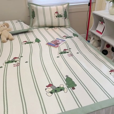 91家纺网 家纺一手货源 找家纺 2025新款慕尚600D数码印花冰丝凉席 健身狗