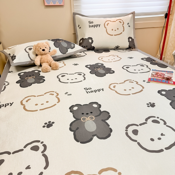 91家纺网 家纺一手货源 找家纺 2025新款慕尚600D数码印花冰丝凉席 脚印熊