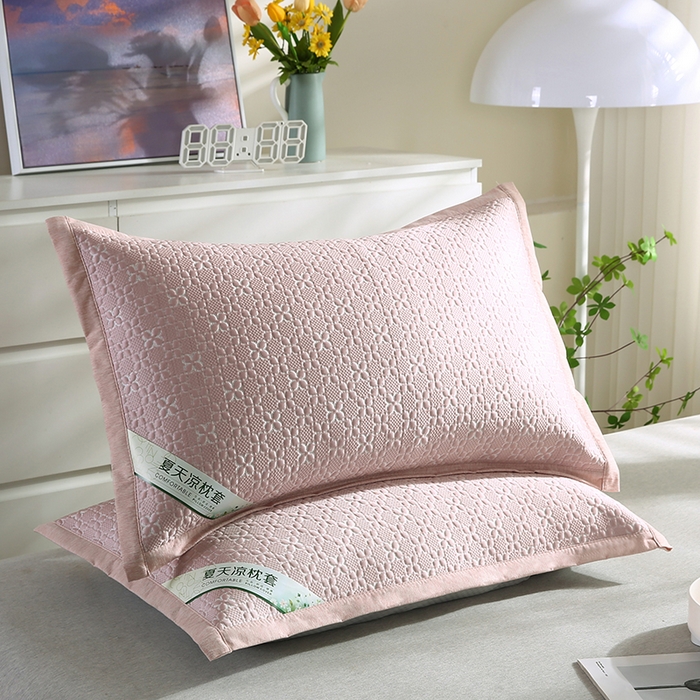 91家纺网 家纺一手货源 找家纺 小牛席业 2024新款浪漫花语冷感豆豆枕套 浪漫花语冷感豆豆枕套-粉色
