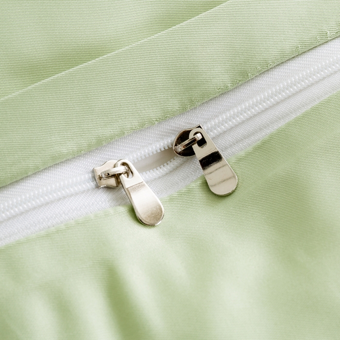 91家纺网 家纺一手货源 找家纺 银石-床裙款水洗真丝绣花四件套 果绿