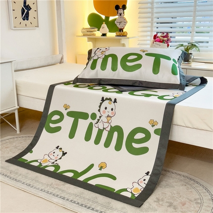 91家纺网 家纺一手货源 找家纺 孩子王家纺 2024新款凉感卡通冰丝席-学生款 快乐皮皮龙