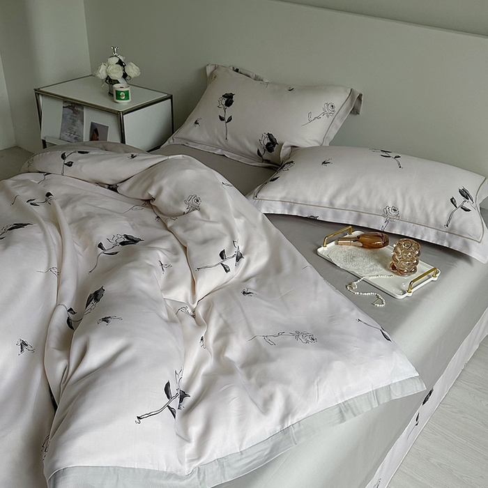 91家纺网 家纺一手货源 找家纺 氧家 2025新款莱赛尔天丝数码印花四件套宽边断角工艺（礼盒装）伊芙兰