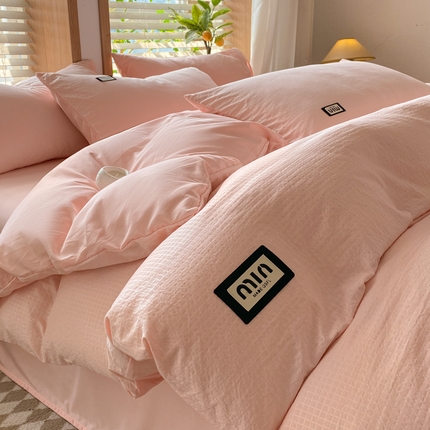 91家纺网 家纺一手货源 找家纺 （总）梦之岛 2024新款miu贴标水洗磨毛华夫格四件套