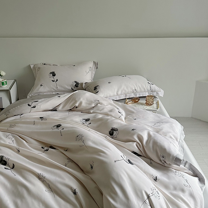 91家纺网 家纺一手货源 找家纺 氧家 2025新款莱赛尔天丝数码印花四件套宽边断角工艺（礼盒装）伊芙兰