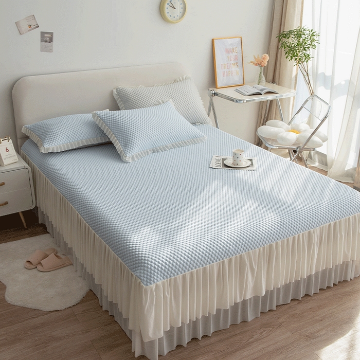 91家纺网 家纺一手货源 找家纺 青雅席业 2025新款蕾丝花边床单款凉豆豆快速冰感凉席三件套 豆豆蓝