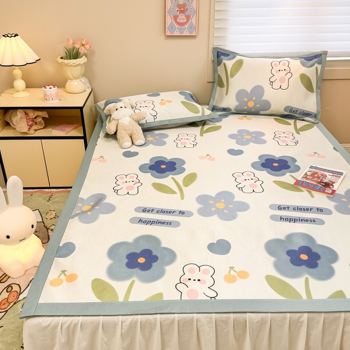 91家纺网 家纺一手货源 找家纺 2025新款慕尚600D数码印花冰丝凉席 甜心兔