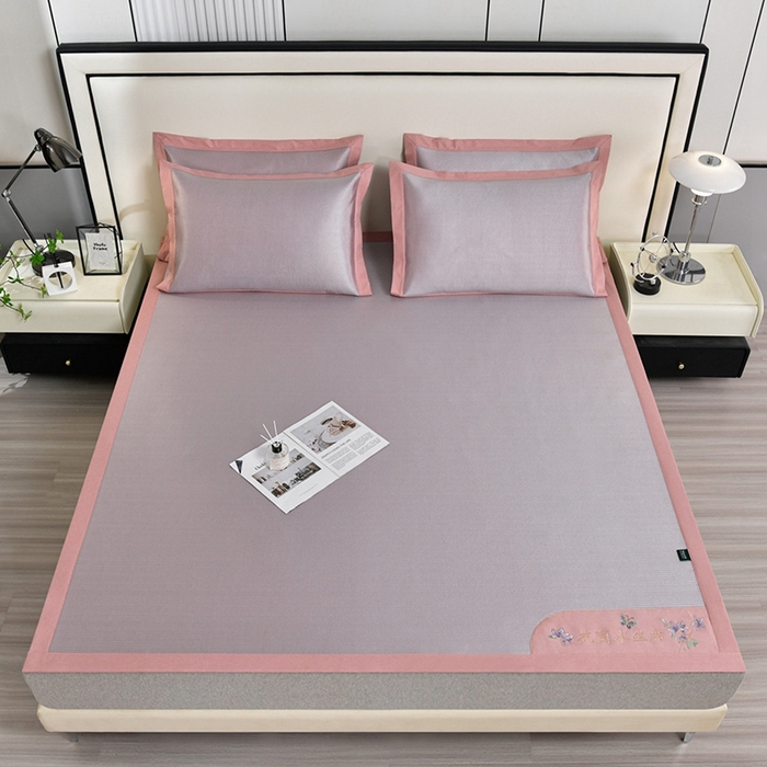 91家纺网 家纺一手货源 找家纺 简一 2024新款600D紫荆花开A类抗菌席 床席款 浅粉