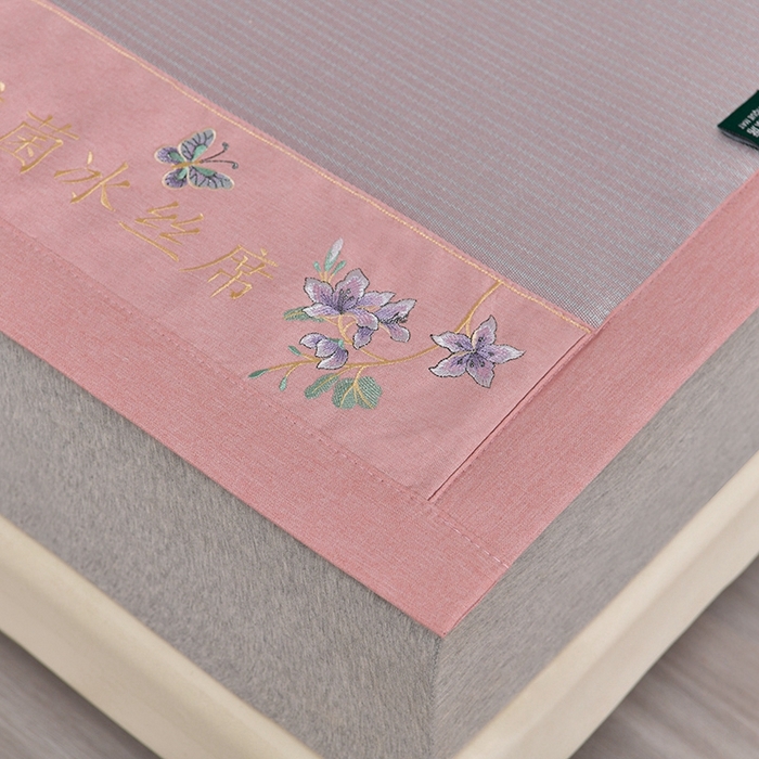 91家纺网 家纺一手货源 找家纺 简一 2024新款600D紫荆花开A类抗菌席 床席款 浅粉