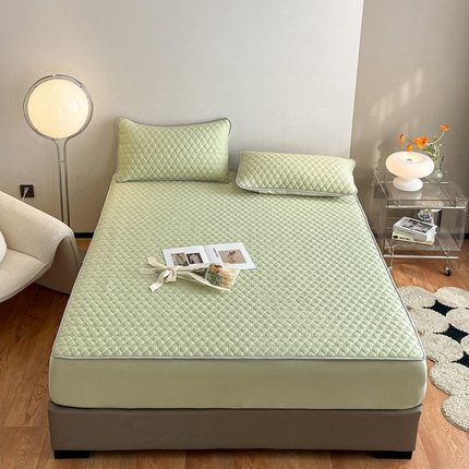 91家纺网 家纺一手货源 找家纺 欧邦 新款纯色A类凉感丝乳胶床笠三件套 浅绿