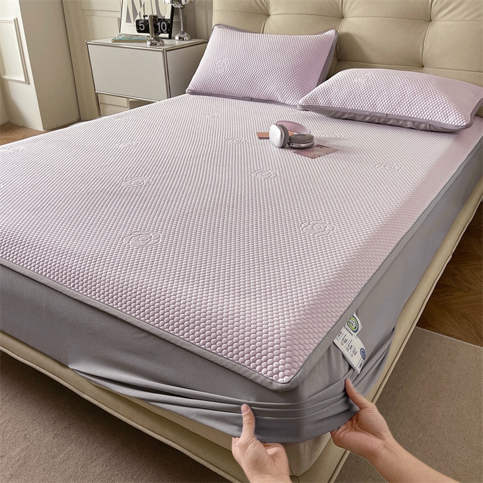 91家纺网 家纺一手货源 找家纺 2024新款抗菌凉豆豆提花床笠款凉席-花朵系列 花朵-冰藤紫