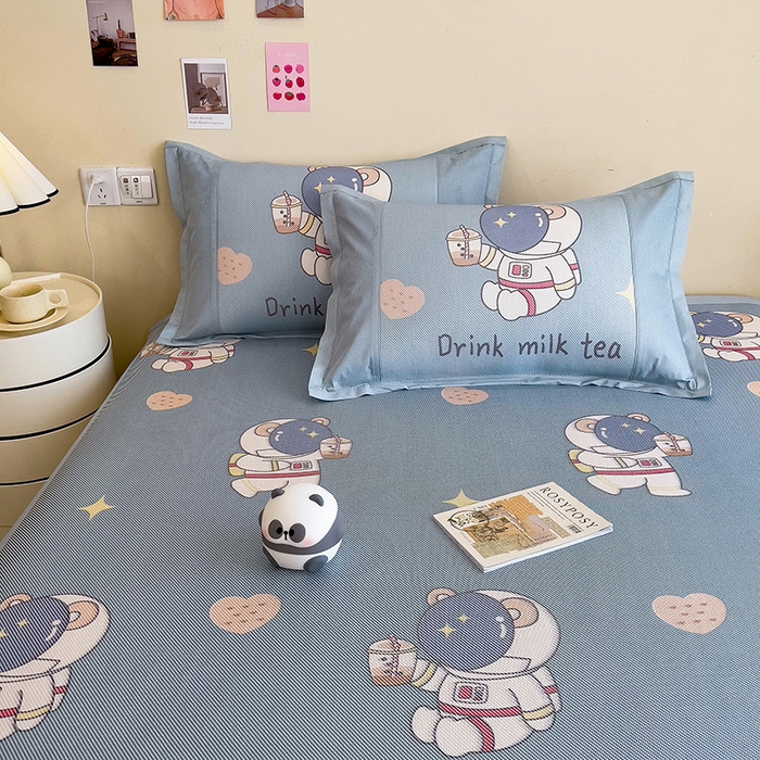 91家纺网 家纺一手货源 找家纺 全季家居 2024新款A类抗菌数码印花冰藤席三件套 床席款-宇航员