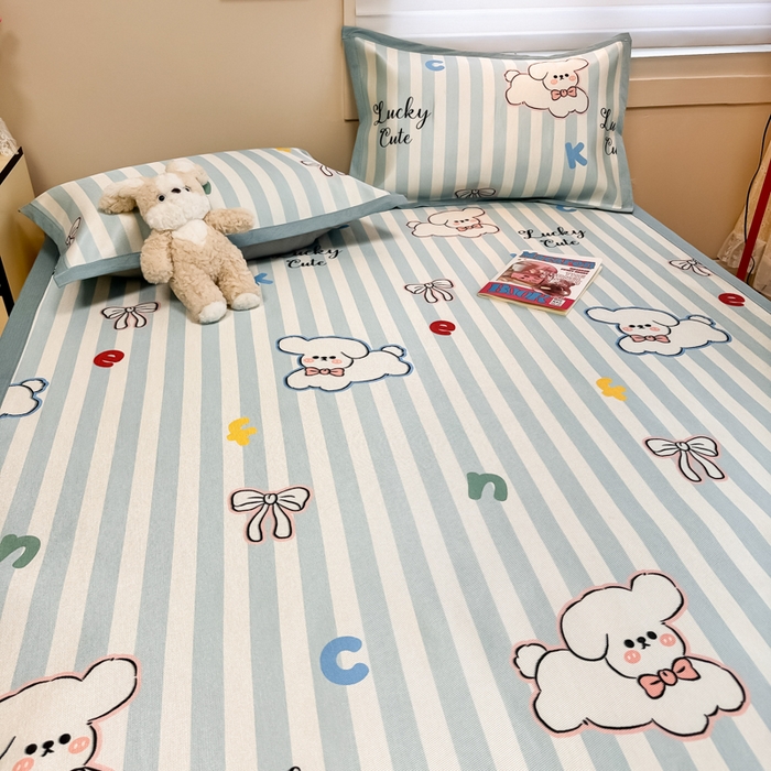 91家纺网 家纺一手货源 找家纺 2025新款慕尚600D数码印花冰丝凉席 蝴蝶结狗