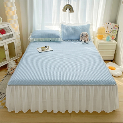 91家纺网 家纺一手货源 找家纺 （总）鑫顺欣 2025新款A类凉感豆豆凉席床裙款三件套凉席冰丝凉席可折叠夏季床垫