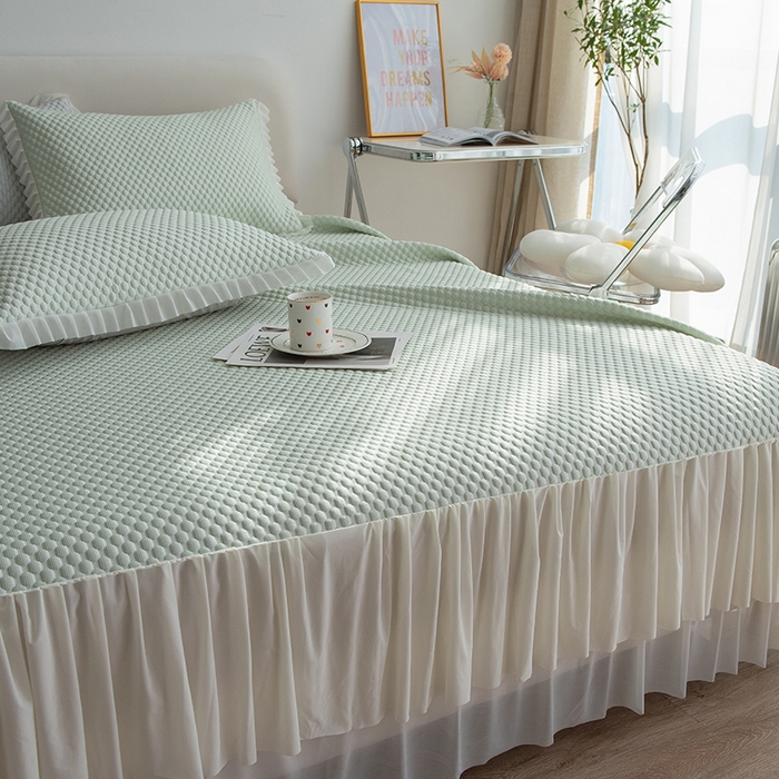 91家纺网 家纺一手货源 找家纺 （总）青雅席业 2025新款蕾丝花边床单款凉豆豆快速冰感凉席三件套