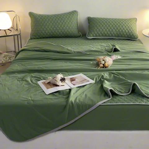 91家纺网 家纺一手货源 找家纺 欧邦 新款纯色A类凉感丝乳胶床笠三件套 牛油绿
