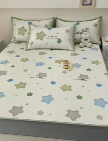 91家纺网 家纺一手货源 找家纺 全季家居 2024新款5A抗菌小清新数码印花冰藤席 床笠款-彩色星星