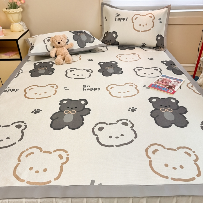 91家纺网 家纺一手货源 找家纺 2025新款慕尚600D数码印花冰丝凉席 脚印熊