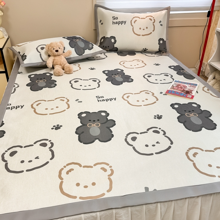 91家纺网 家纺一手货源 找家纺 2025新款慕尚600D数码印花冰丝凉席 脚印熊