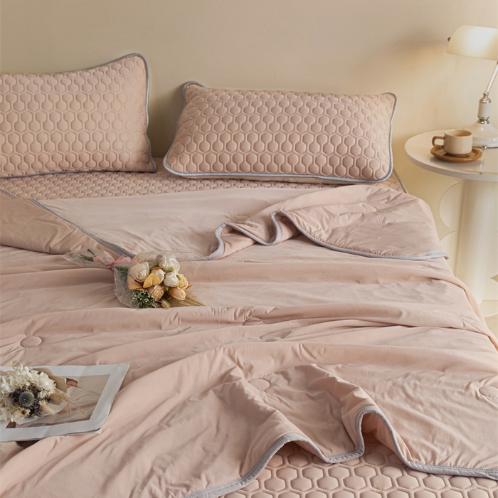 91家纺网 家纺一手货源 找家纺 欧邦 新款纯色A类凉感丝乳胶床笠三件套 苏梅粉