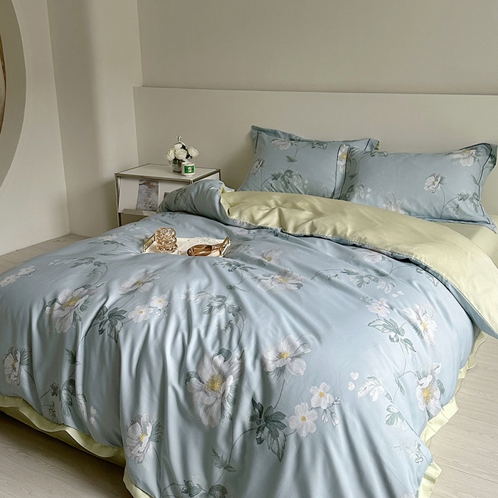 91家纺网 家纺一手货源 找家纺 氧家 2025新款莱赛尔天丝数码印花四件套宽边断角工艺（礼盒装）春日花语