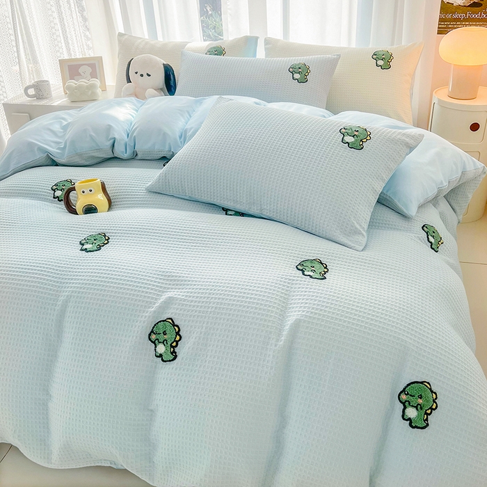 91家纺网 家纺一手货源 找家纺 慕尚 2025新款全棉华夫格毛巾绣四件套 恐龙之王蓝