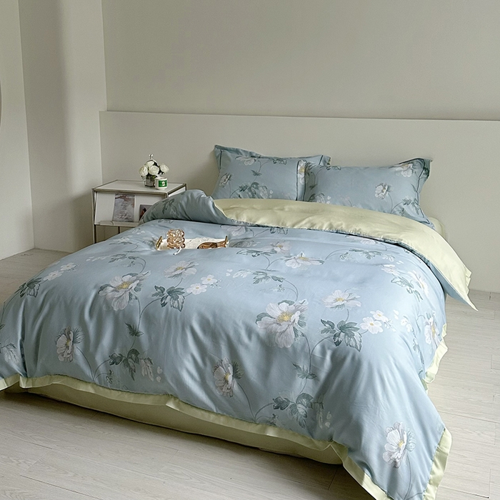 91家纺网 家纺一手货源 找家纺 氧家 2025新款莱赛尔天丝数码印花四件套宽边断角工艺（礼盒装）春日花语