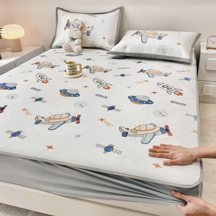 91家纺网 家纺一手货源 找家纺 全季家居 2024新款5A抗菌小清新数码印花冰藤席 床笠款-宇宙飞船