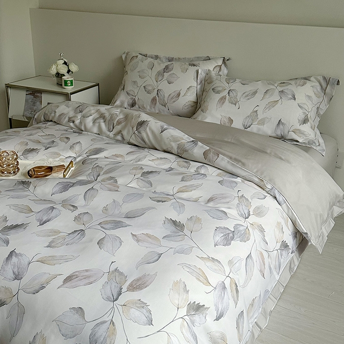 91家纺网 家纺一手货源 找家纺 氧家 2025新款莱赛尔天丝数码印花四件套宽边断角工艺（礼盒装）清风