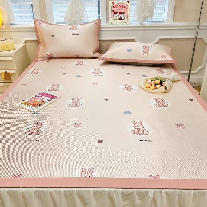 91家纺网 家纺一手货源 找家纺 慕尚 2025新款800D冰藤凉席 兔小姐