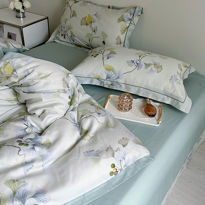 91家纺网 家纺一手货源 找家纺 氧家 2025新款莱赛尔天丝数码印花四件套宽边断角工艺（礼盒装）谷兰