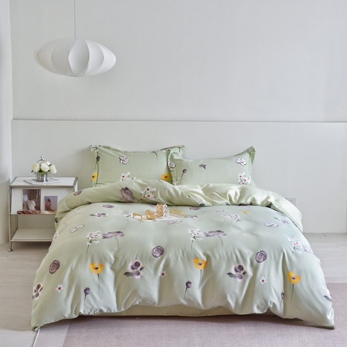 91家纺网 家纺一手货源 找家纺 氧家 2025新款莱赛尔天丝数码印花四件套宽边断角工艺（礼盒装）花栖子绿