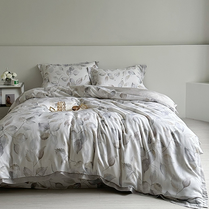 91家纺网 家纺一手货源 找家纺 氧家 2025新款莱赛尔天丝数码印花四件套宽边断角工艺（礼盒装）清风