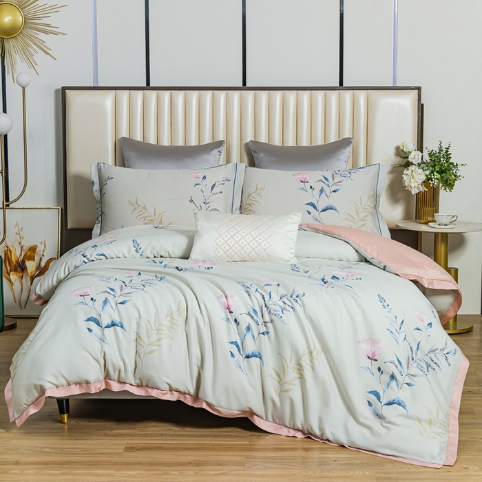 91家纺网 家纺一手货源 找家纺 氧家 2025新款莱赛尔天丝数码印花四件套宽边断角工艺（礼盒装）沐夏