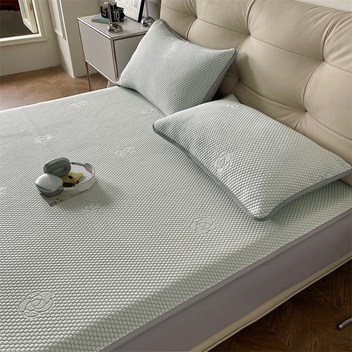 91家纺网 家纺一手货源 找家纺 （总）2024新款抗菌凉豆豆提花床笠款凉席-花朵系列