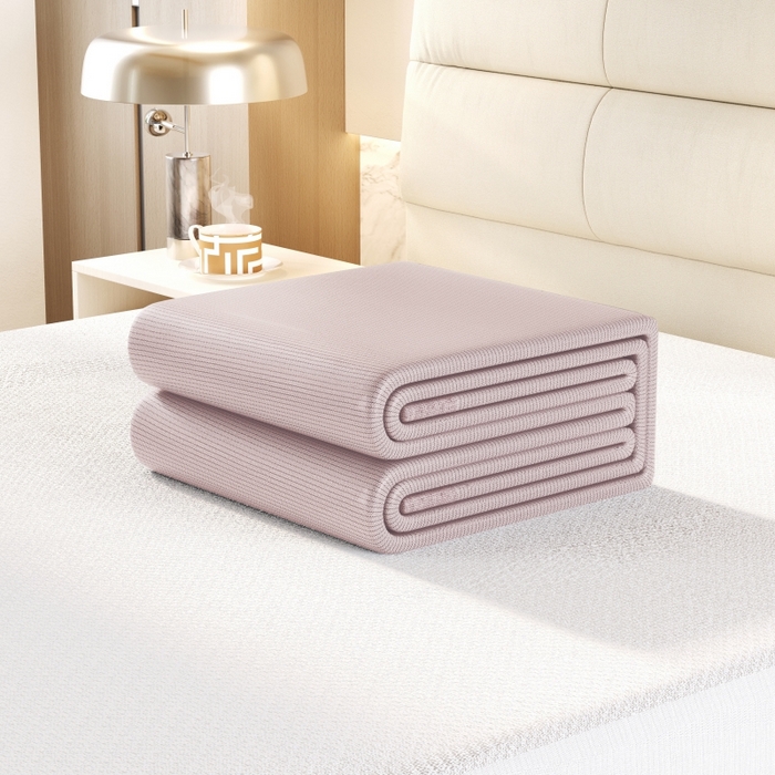 91家纺网 家纺一手货源 找家纺 爱宝被业 2025新款冰丝凉席刺绣款 粉