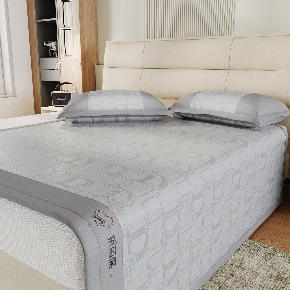 91家纺网 家纺一手货源 找家纺 爱宝被业 2024新款冰丝凉席提花刺绣字母款 深灰