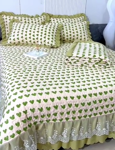 91家纺网 家纺一手货源 找家纺 梦柏家纺 2024新款亲肤泡泡棉夹棉床盖夏被四件套 甜心