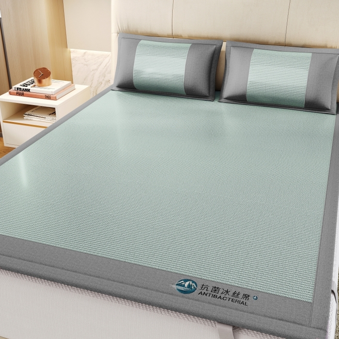 91家纺网 家纺一手货源 找家纺 爱宝被业 2025新款冰丝凉席刺绣款 绿