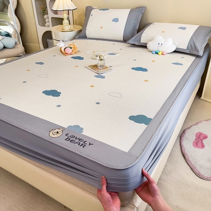 91家纺网 家纺一手货源 找家纺 全季家居 2024新款A类抗菌数码印花冰藤席三件套 床笠款-晴云