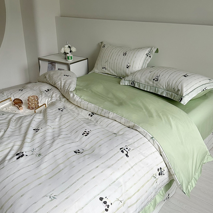 91家纺网 家纺一手货源 找家纺 氧家 2025新款莱赛尔天丝数码印花四件套宽边断角工艺（礼盒装）安静别闹