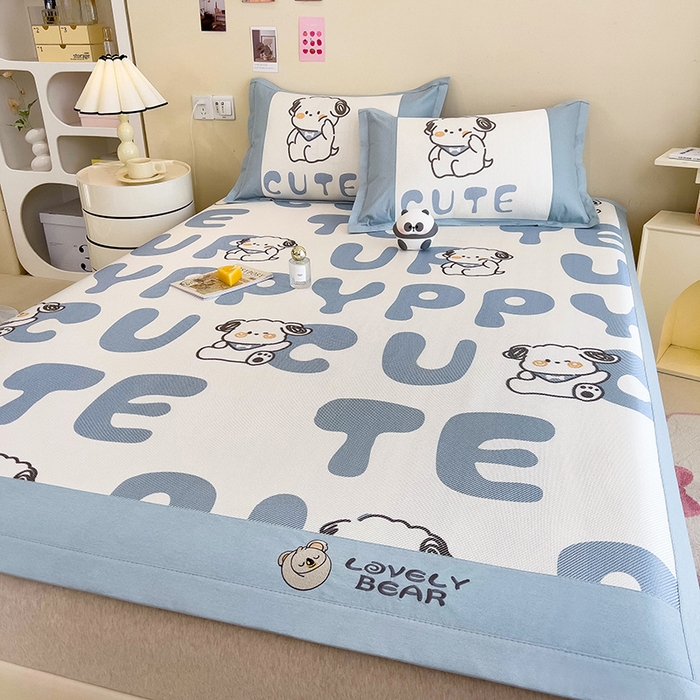 91家纺网 家纺一手货源 找家纺 全季家居 2024新款A类抗菌数码印花冰藤席三件套 床席款-字母小狗