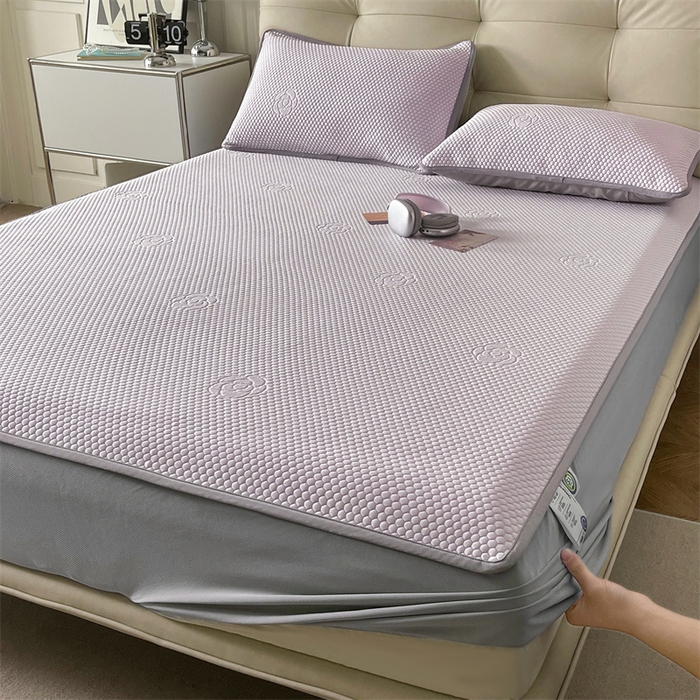 91家纺网 家纺一手货源 找家纺 2024新款抗菌凉豆豆提花床笠款凉席-花朵系列 花朵-冰藤紫