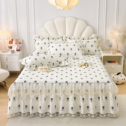 91家纺网 家纺一手货源 找家纺 （总）宜凡家纺 2024新款全棉夹棉印花床裙系列三件套