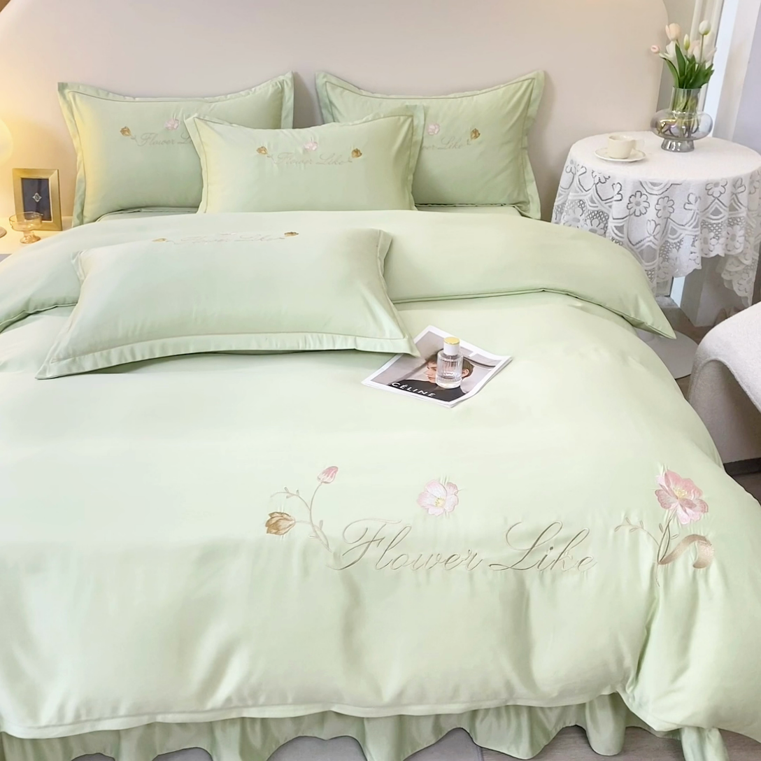 91家纺网 家纺一手货源 找家纺 银石-床裙款水洗真丝绣花四件套 果绿