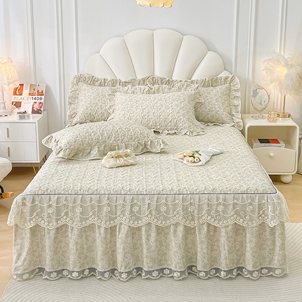 91家纺网 家纺一手货源 找家纺 （总）宜凡家纺 2024新款全棉夹棉印花床裙系列三件套