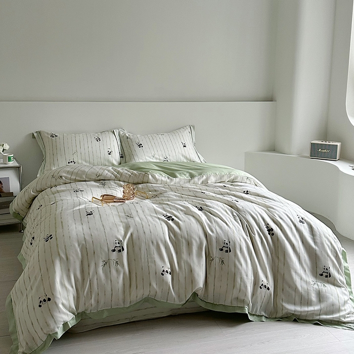 91家纺网 家纺一手货源 找家纺 氧家 2025新款莱赛尔天丝数码印花四件套宽边断角工艺（礼盒装）安静别闹