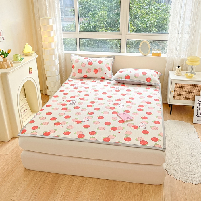 91家纺网 家纺一手货源 找家纺 2025新款慕尚600D数码印花冰丝凉席 小草莓兔