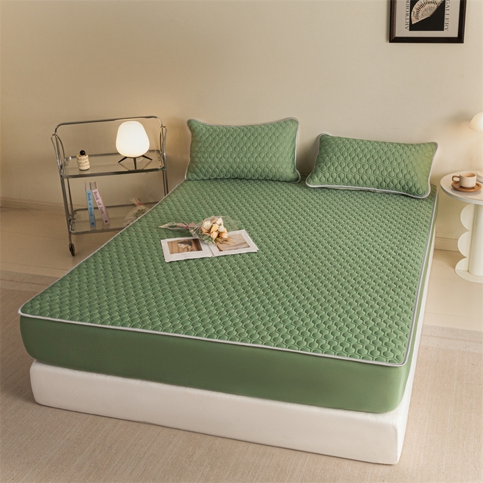 91家纺网 家纺一手货源 找家纺 欧邦 新款纯色A类凉感丝乳胶床笠三件套 牛油绿